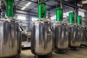 ứng dụng của bồn khuấy trong sản xuất công nghiệp