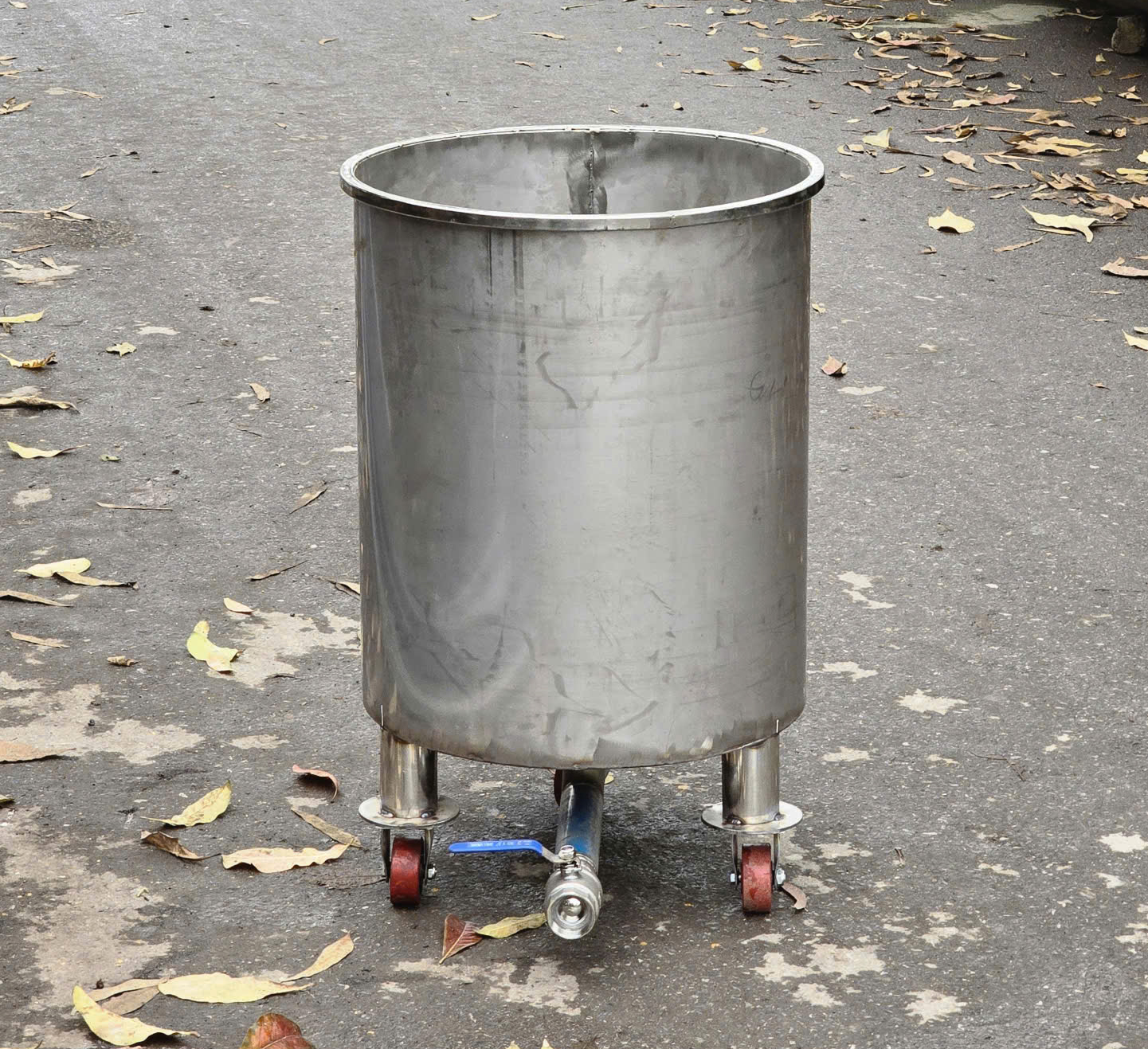 bồn khuấy 200 300 lít