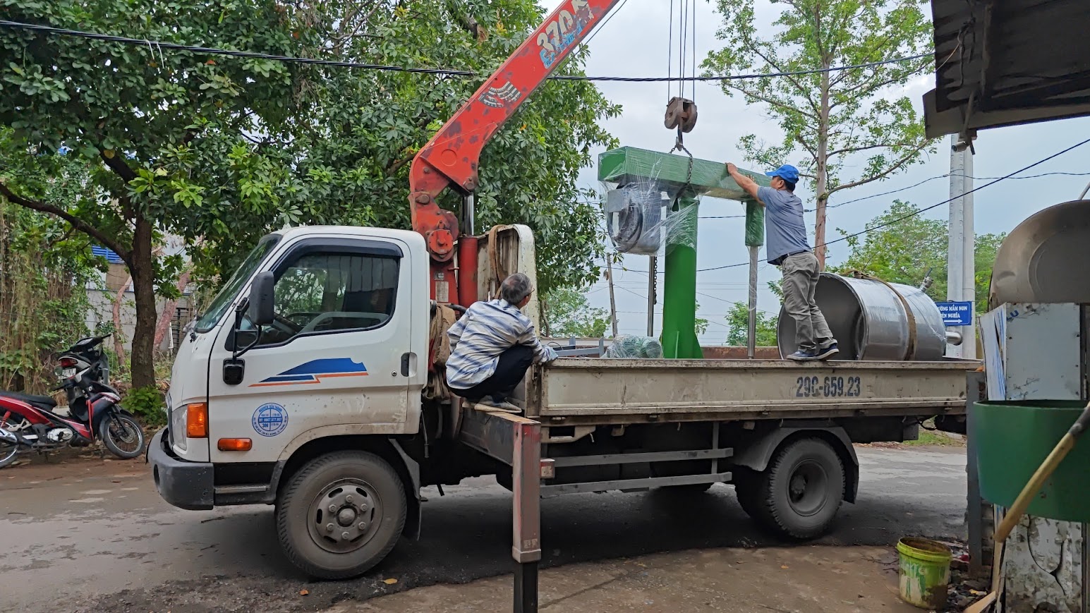 Bồn khuấy phân tán sơn 1500 lít giá rẻ