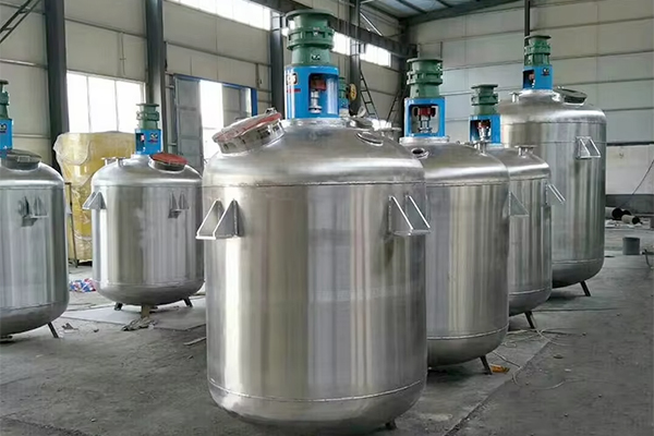 các loại bồn khuấy phổ biến