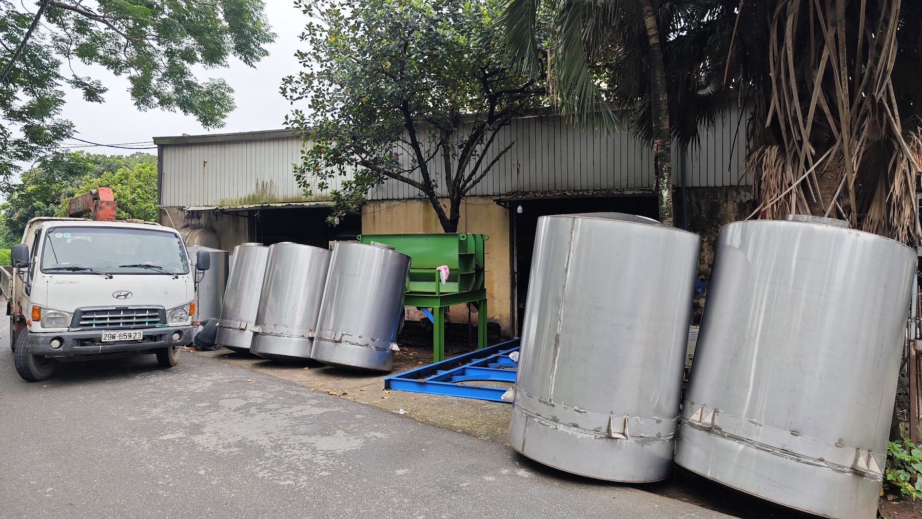 bồn chứa sơn dự trữ inox