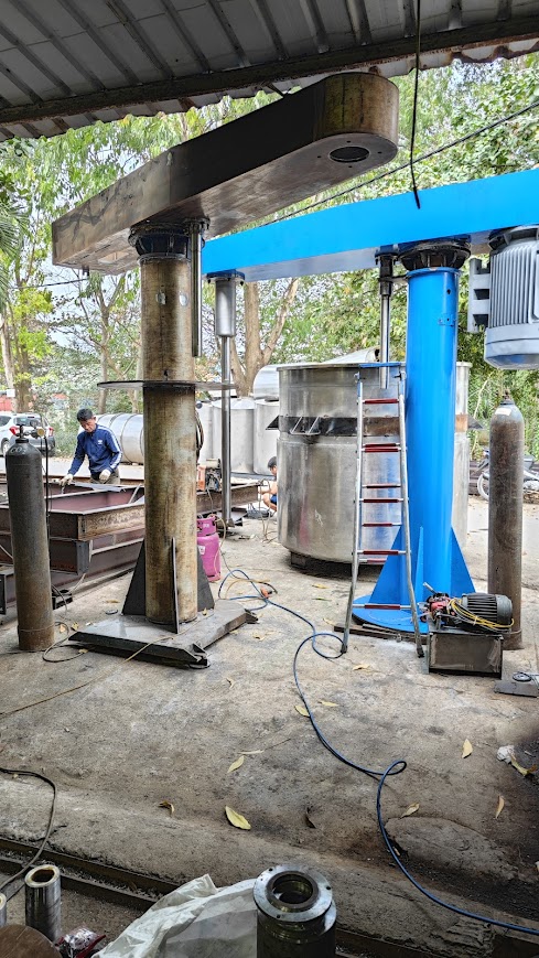máy khuấy 5000 lít 90kw
