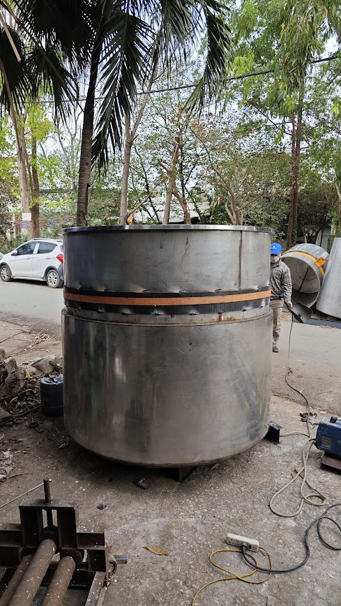 máy khuấy sơn nước 5000 lít