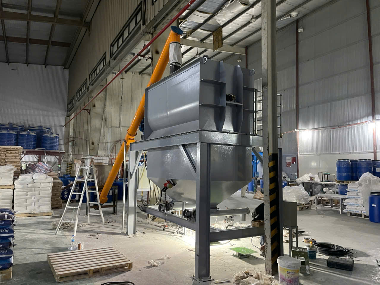 Cấu tạo máy trộn vữa khô 2000kg