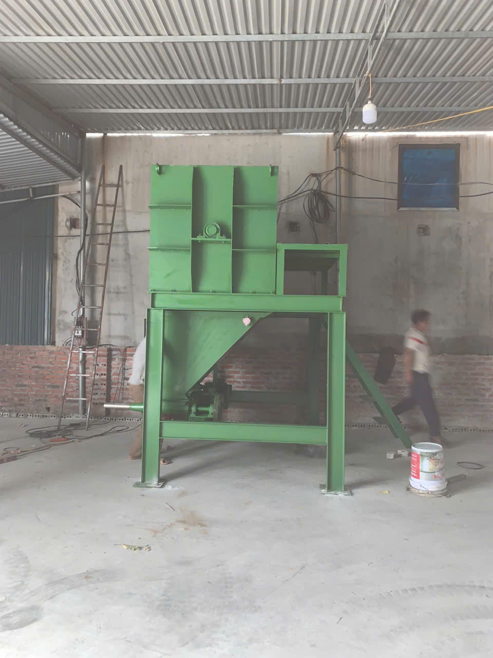 máy trộn phân bón khô net việt