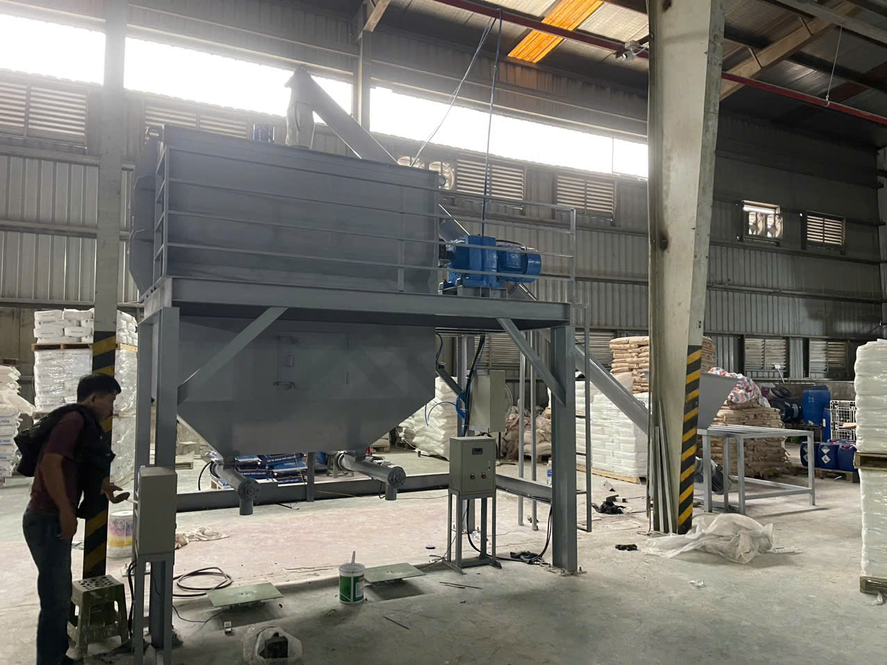 máy trộn bột bả tường