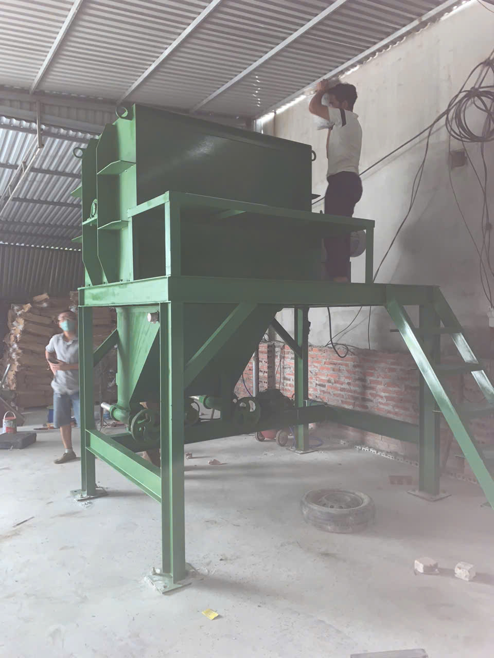 máy trộn phân bón khô