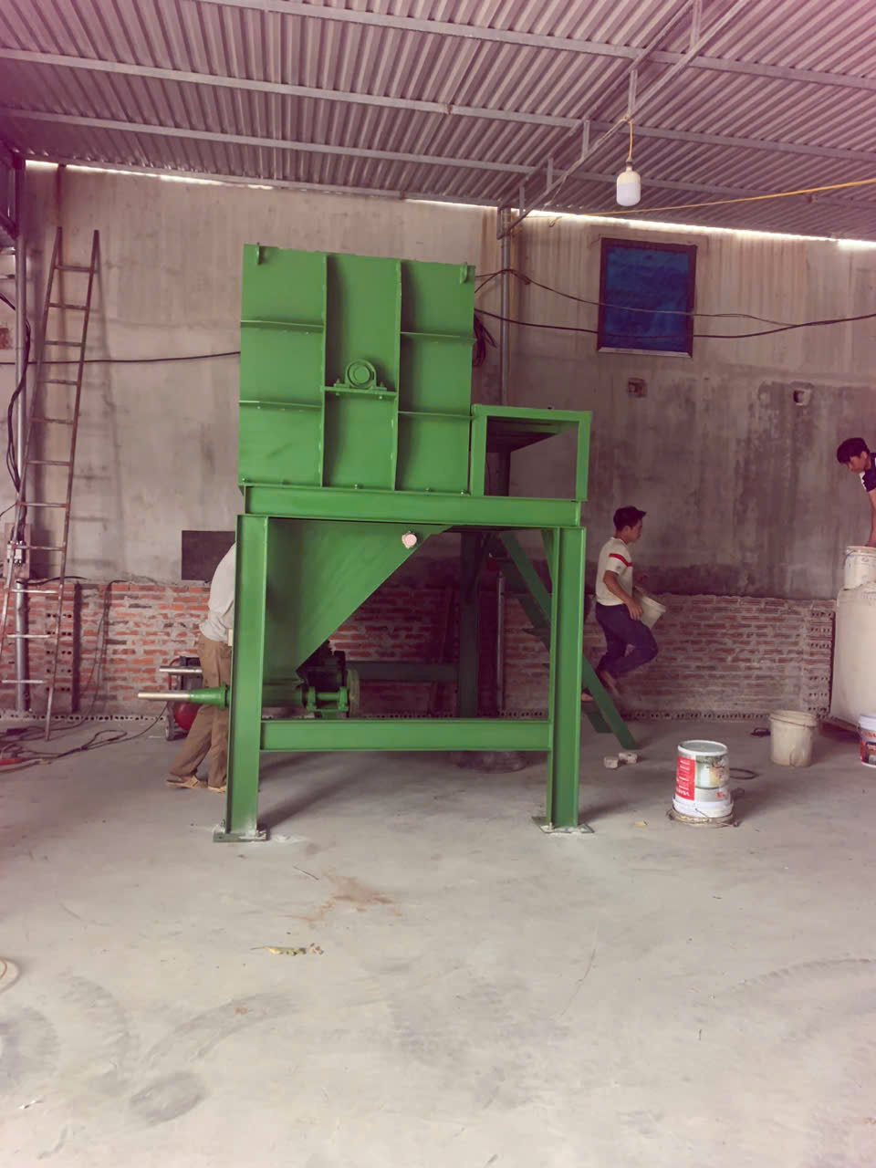máy trộn phân bón