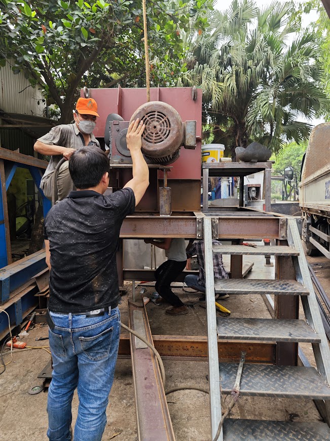 máy trộn sơn dẻo nhiệt giao thông 1